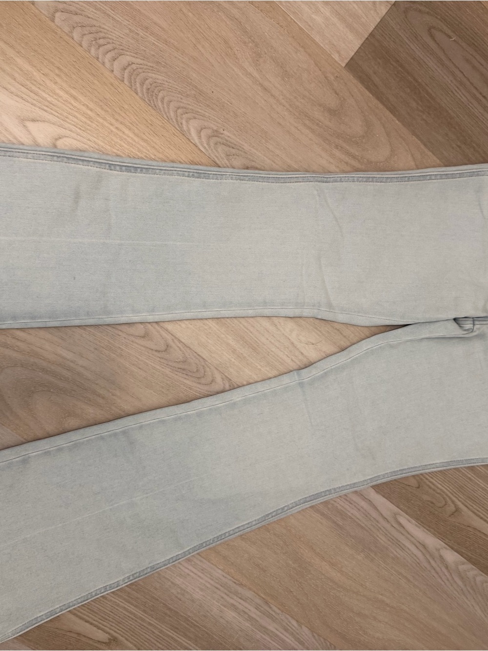 Wrangler BARBIE High-Rise Bootcut Jeans - Light Blue - Picture 3 of 3